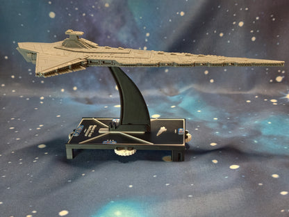 Detailed Maelstorm-Class Battlecruiser resin spaceship