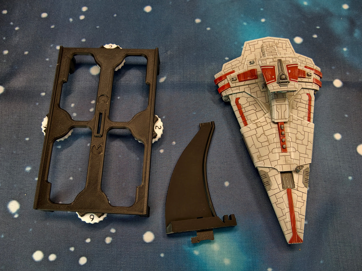 Endurance-class Fleet Carrier (154mm) – Compatible with Star Wars Armada