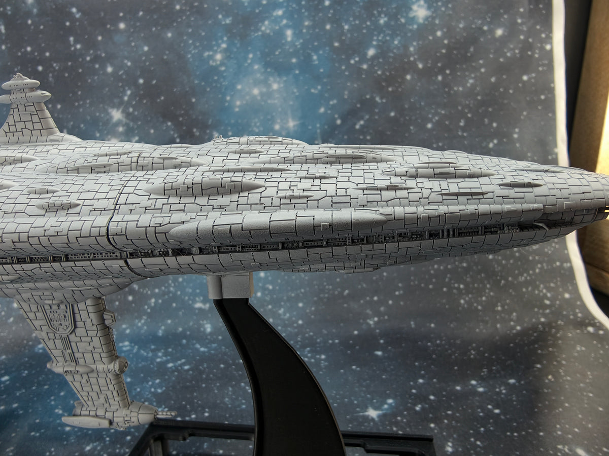 MC108 "Skar Akan" Star Defender Compatible with Armada scale games rigth  front side view