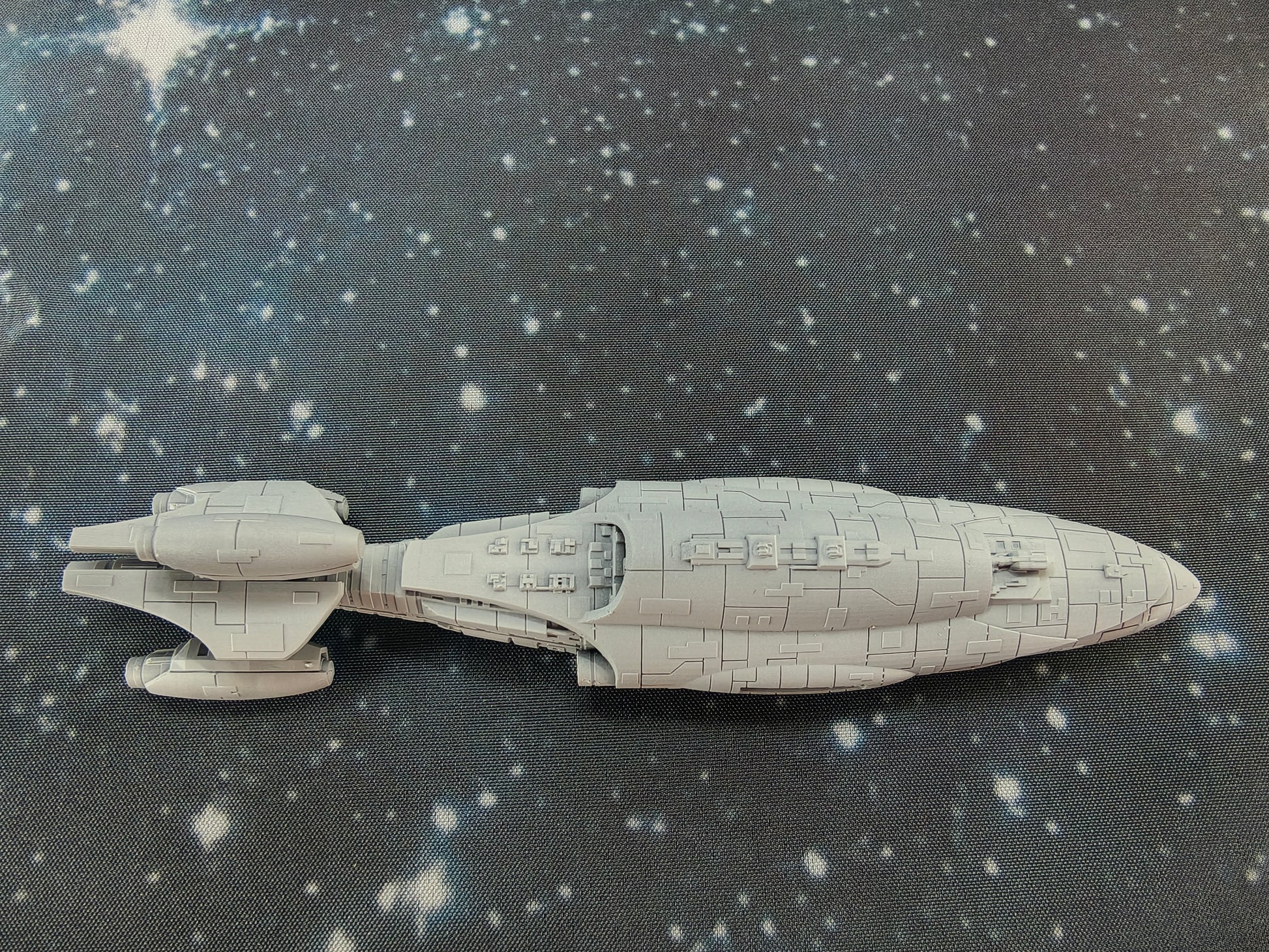 MC35 Armored Frigate Compatible with Armada scale games top  Close-up