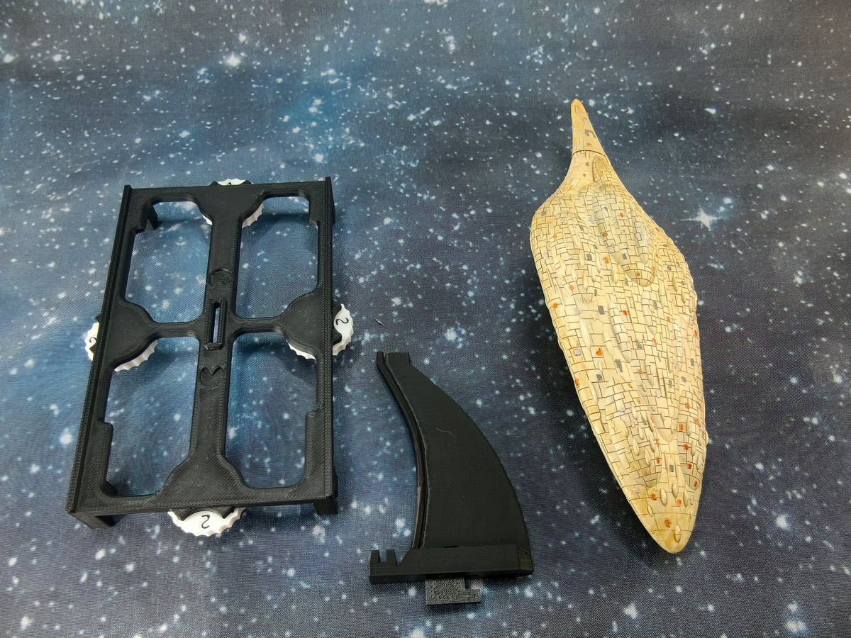 MC80b Star Cruiser Compatible with Armada scale games model-stand variant