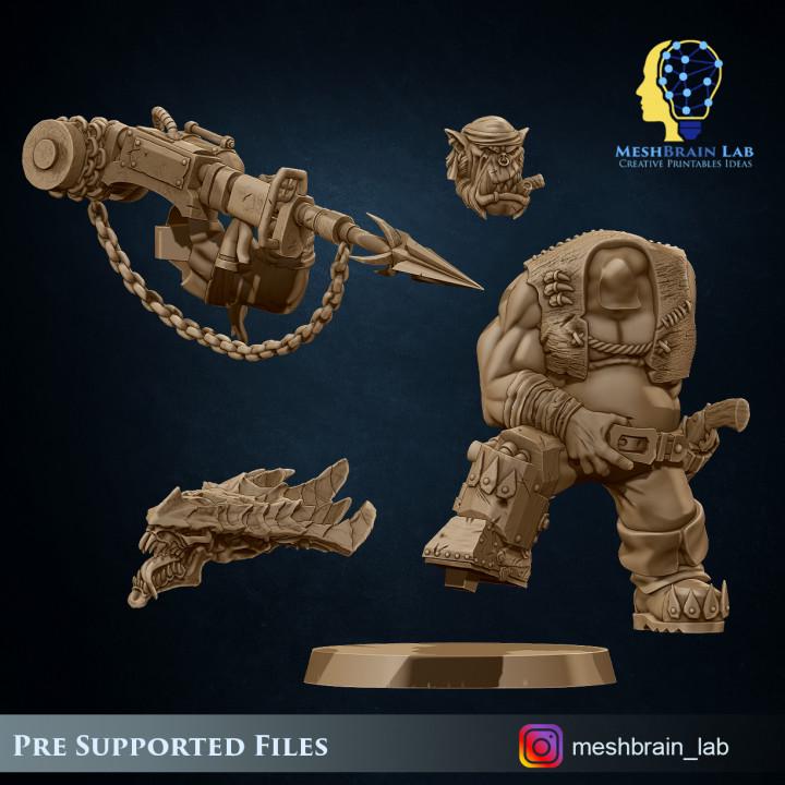 Pirate Ork Harpooner | Meshbrain Lab | Wargaming | Tabletop | Minifigure | 28mm scale | 32mm scale | Grimdark compatible