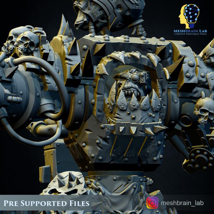 Ork Warlord Gutkan Bonesmasha | Meshbrain Lab | Wargaming | Tabletop | Minifigure | 28mm scale | 32mm scale | Grimdark compatible