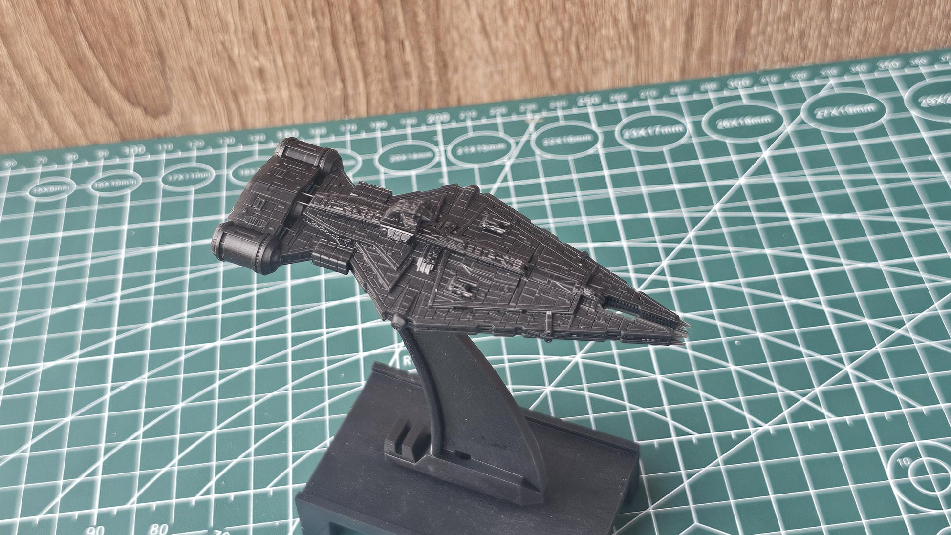 Star Wars Armada - Arquitens class 546 Light Cruiser
