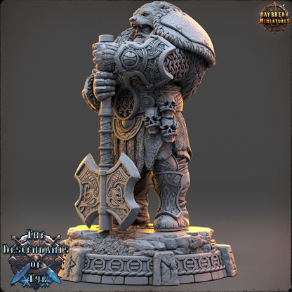 Human Figther - Alaric “Black Bear” Cranash | Daybreak Miniatures | 3D printed | Tabletop | Dungeons and Dragons | Wargaming | D&D