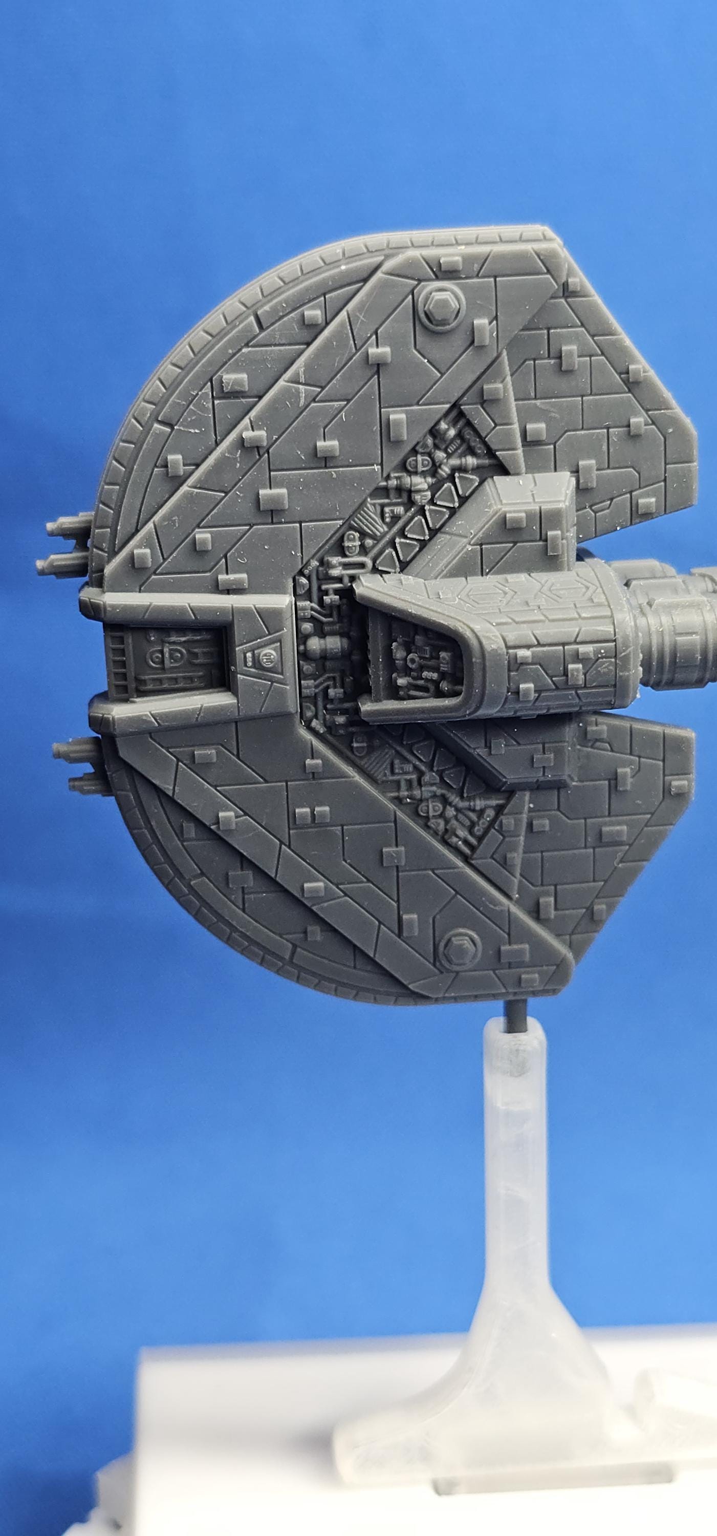 Star Wars Armada CIS Diamond-class cruiser - Length:55mm
