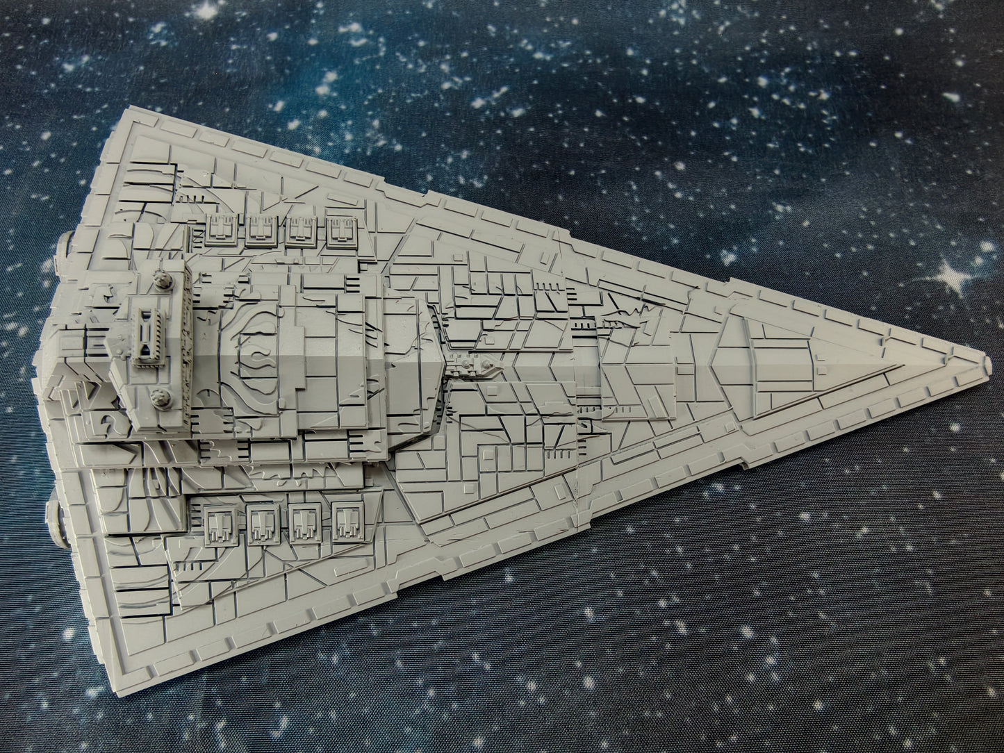 Chimaera Class Destroyer – Length:204mm - 3D printed Armada Nexus/Legacy Upgrade