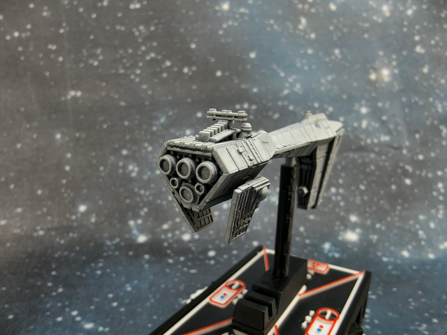 Imperial Nebulon-B Frigate (85mm) - Compatible with Armada scale games