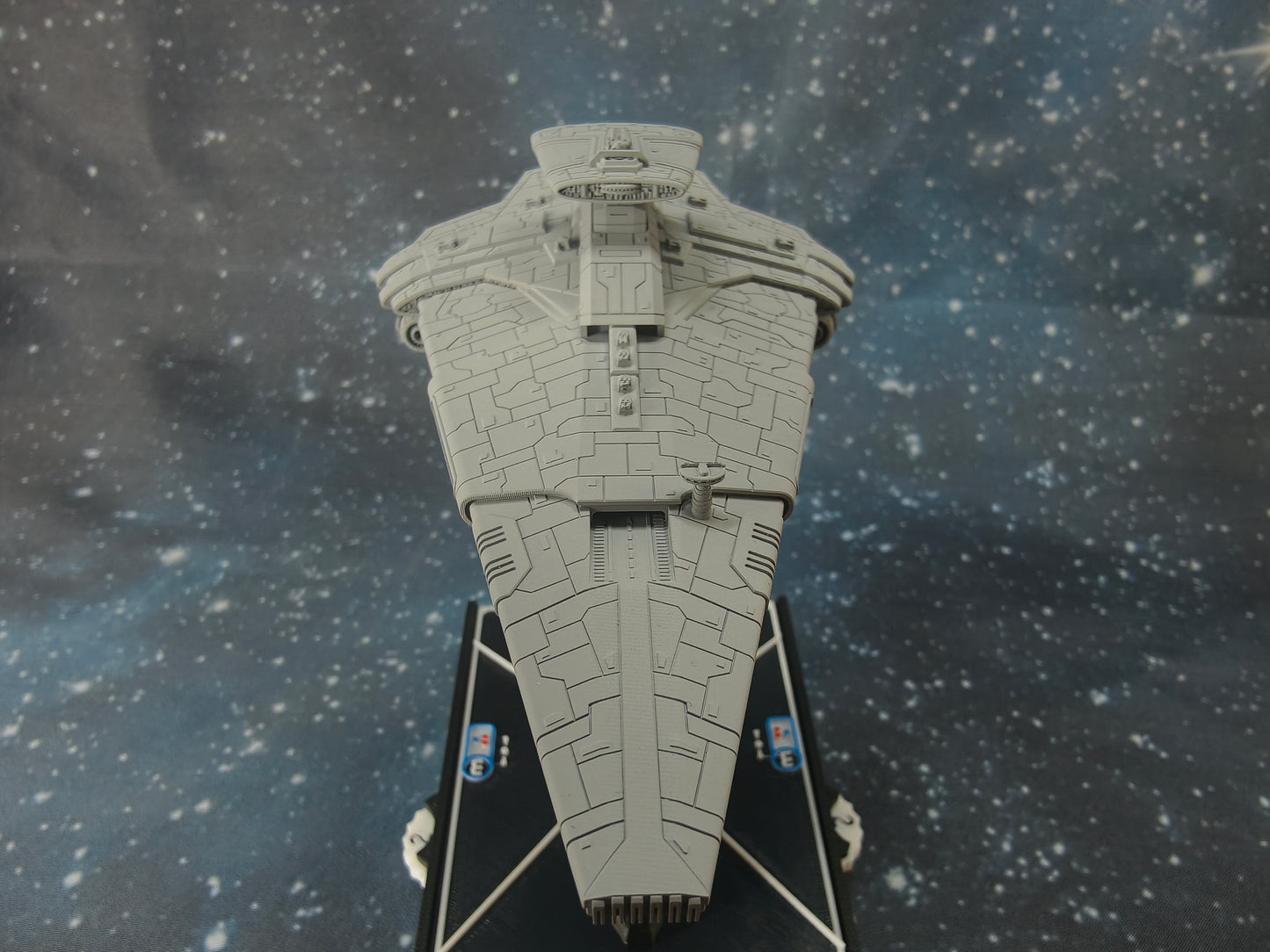 Endurance-class Fleet Carrier – Length:154mm - 3D printed Armada Nexus/Legacy Upgrade