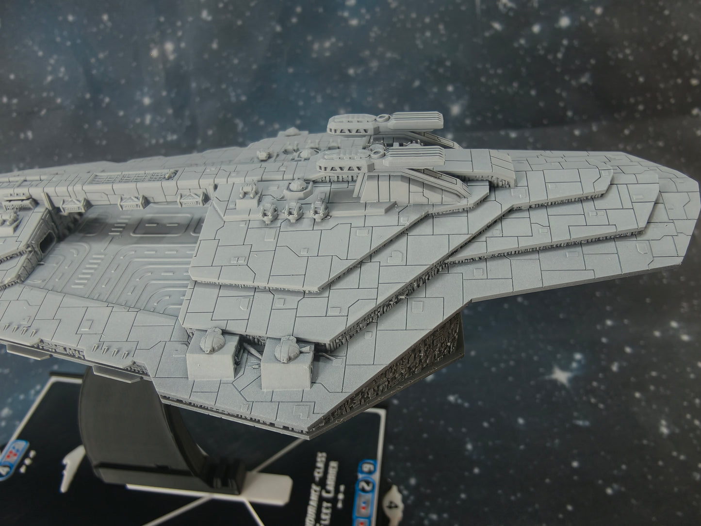 Rothana Class Carrier Battlecruiser (252mm) - Compatible with Armada scale games