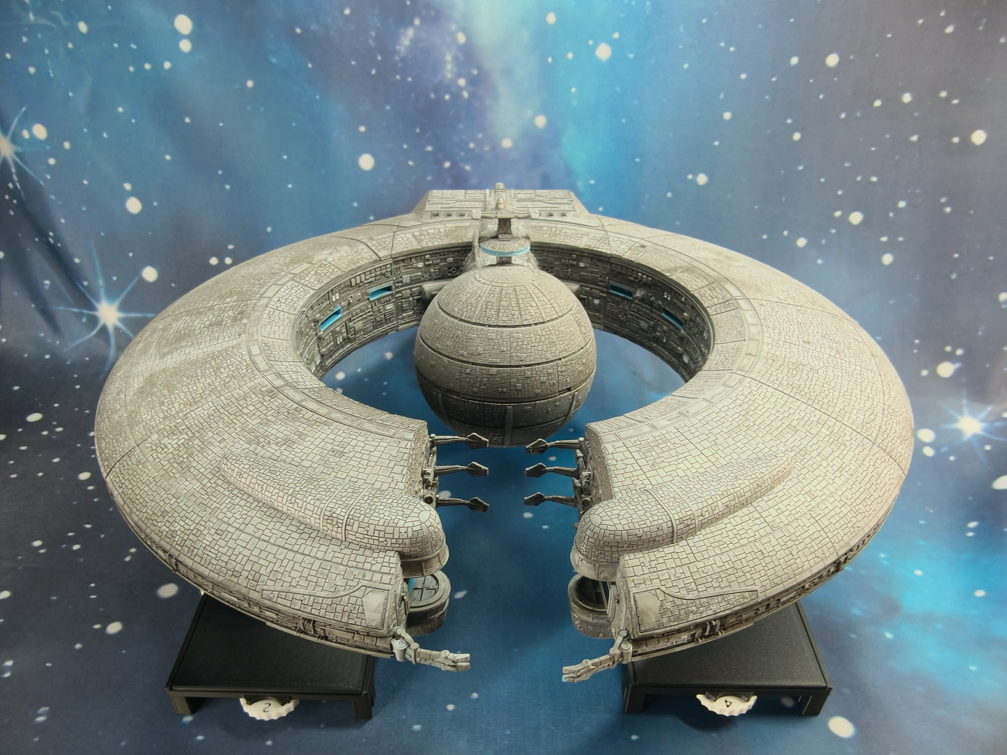 LucreHulk MK I Droid Control Ship (299*289mm) - Compatible with Armada scale games
