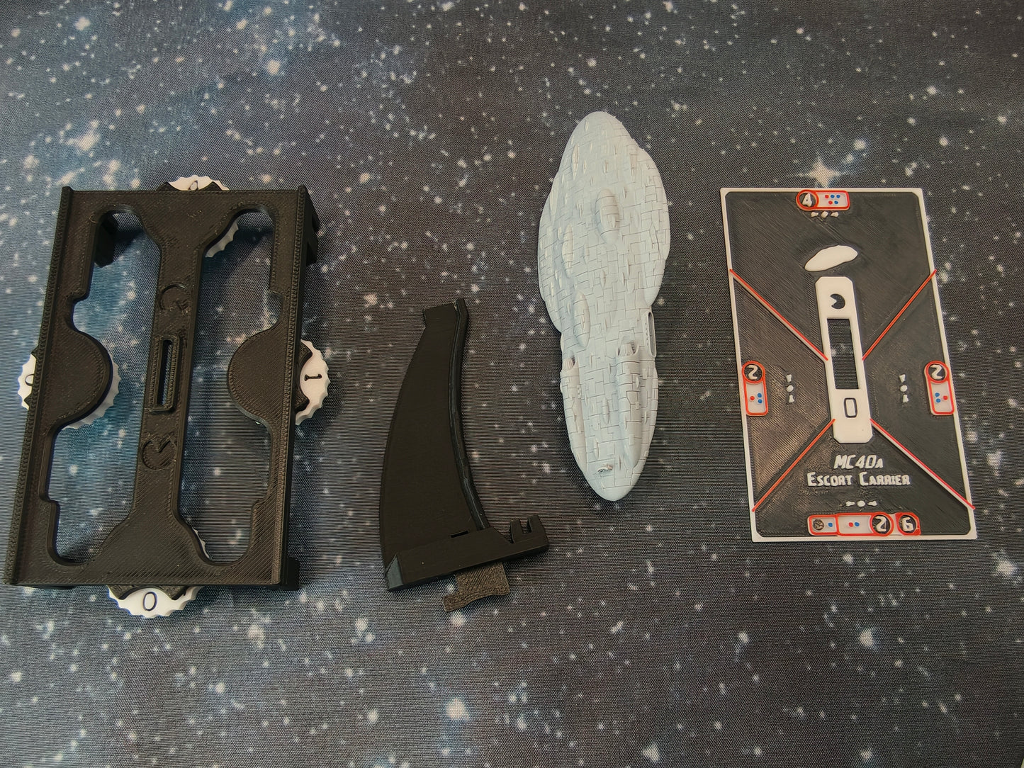 MC40a Light Frigate (105mm) - Compatible with Armada scale games