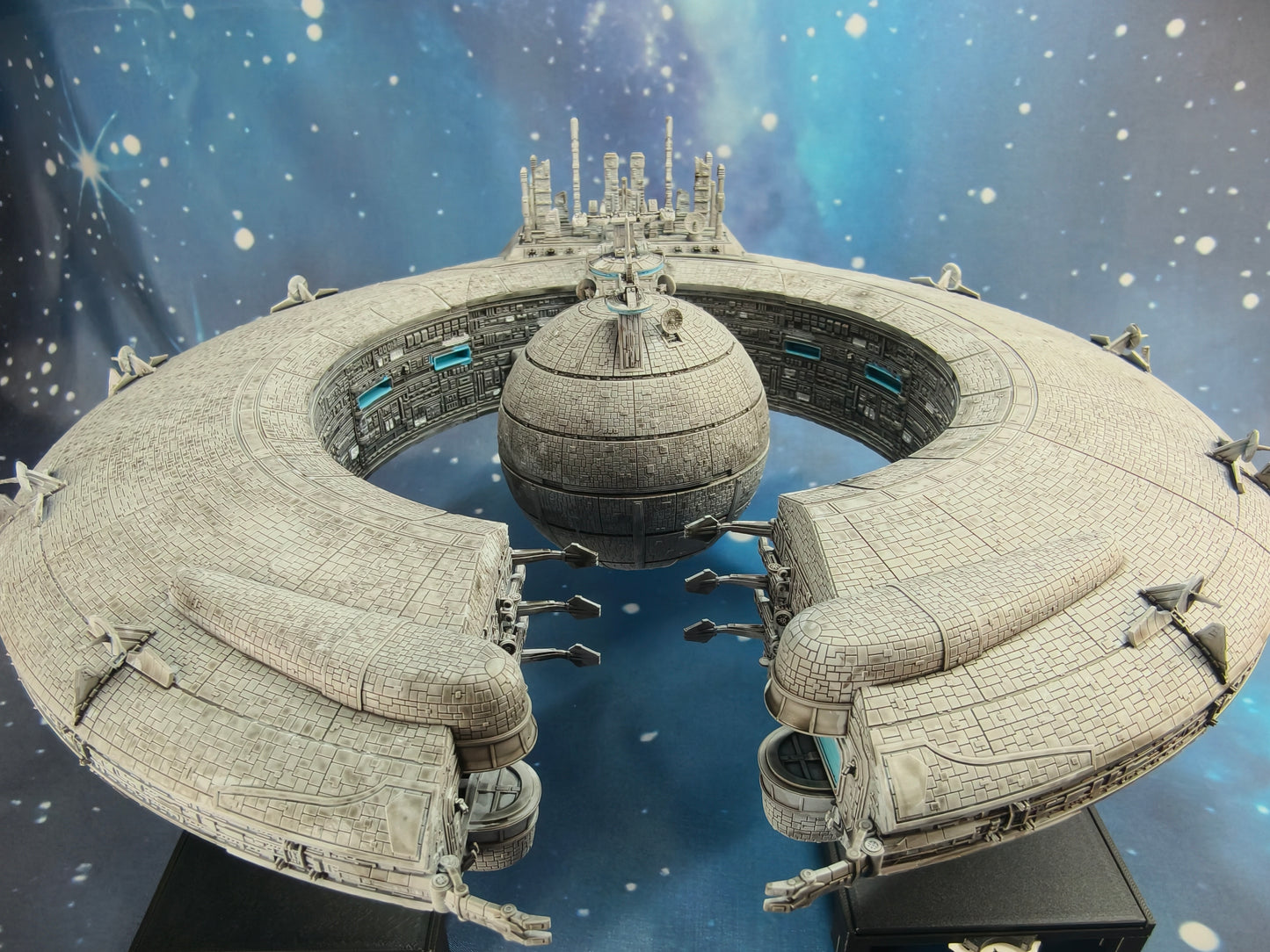 LurceHulk MK II Droid Control Ship (299*289mm) - Compatible with Star Wars Armada scale games