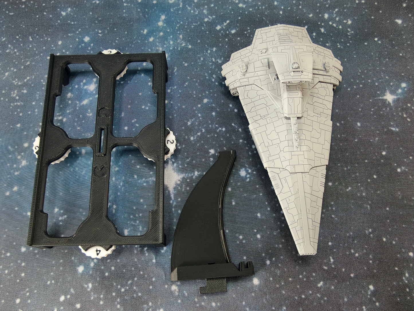 Endurance-class Battle Carrier – Length:154mm - 3D printed Armada Nexus/Legacy Upgrade