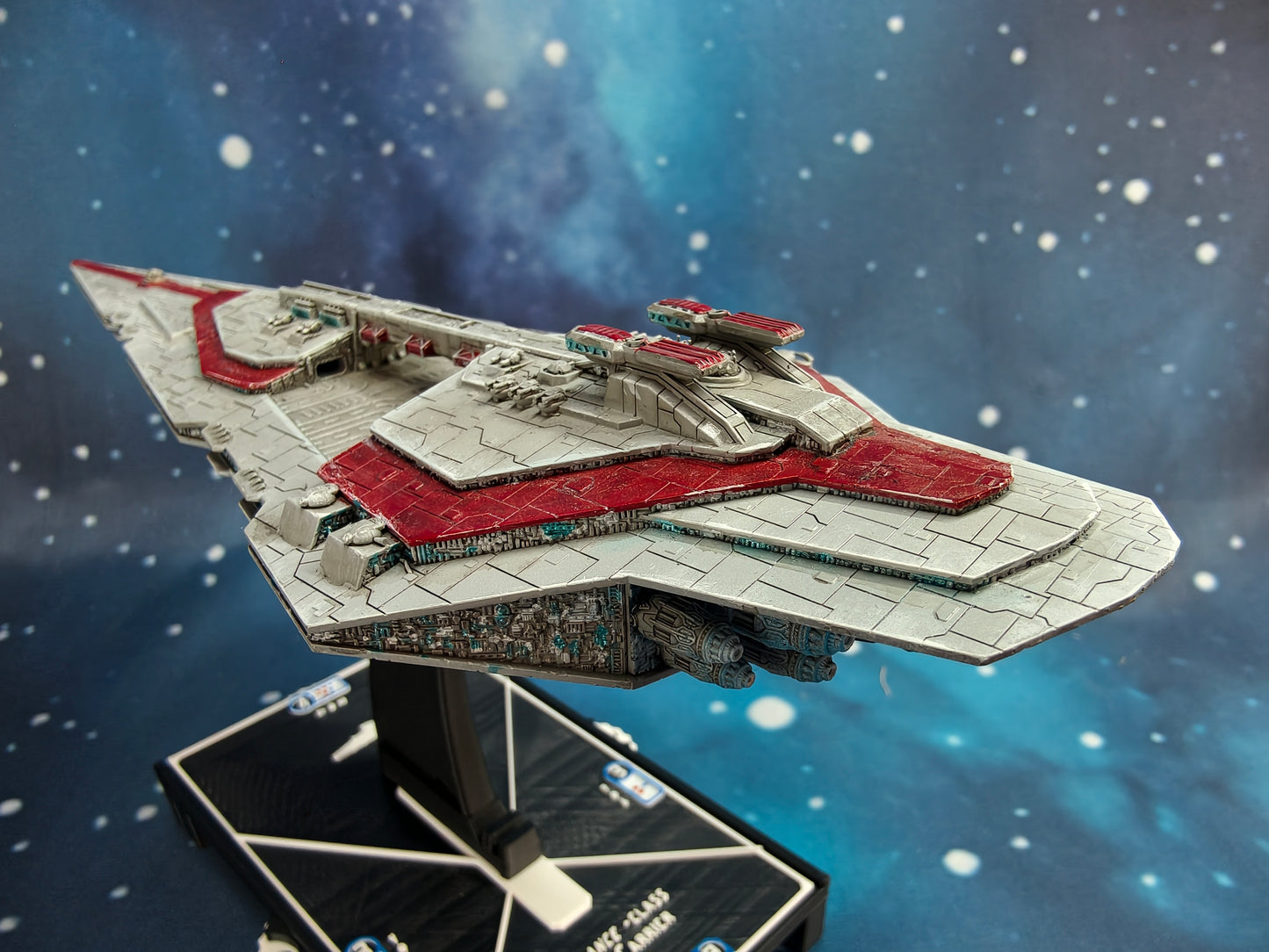 Rothana Class Carrier Battlecruiser (252mm) - Compatible with Armada scale games