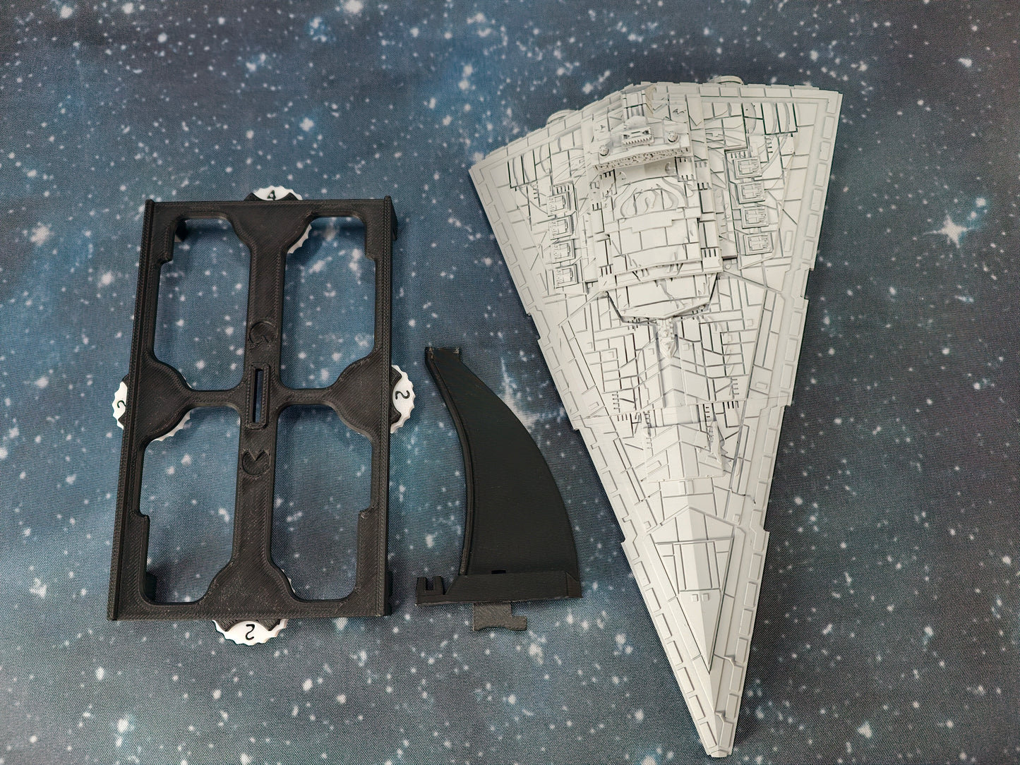 Chimaera Class Destroyer – Length:204mm - 3D printed Armada Nexus/Legacy Upgrade