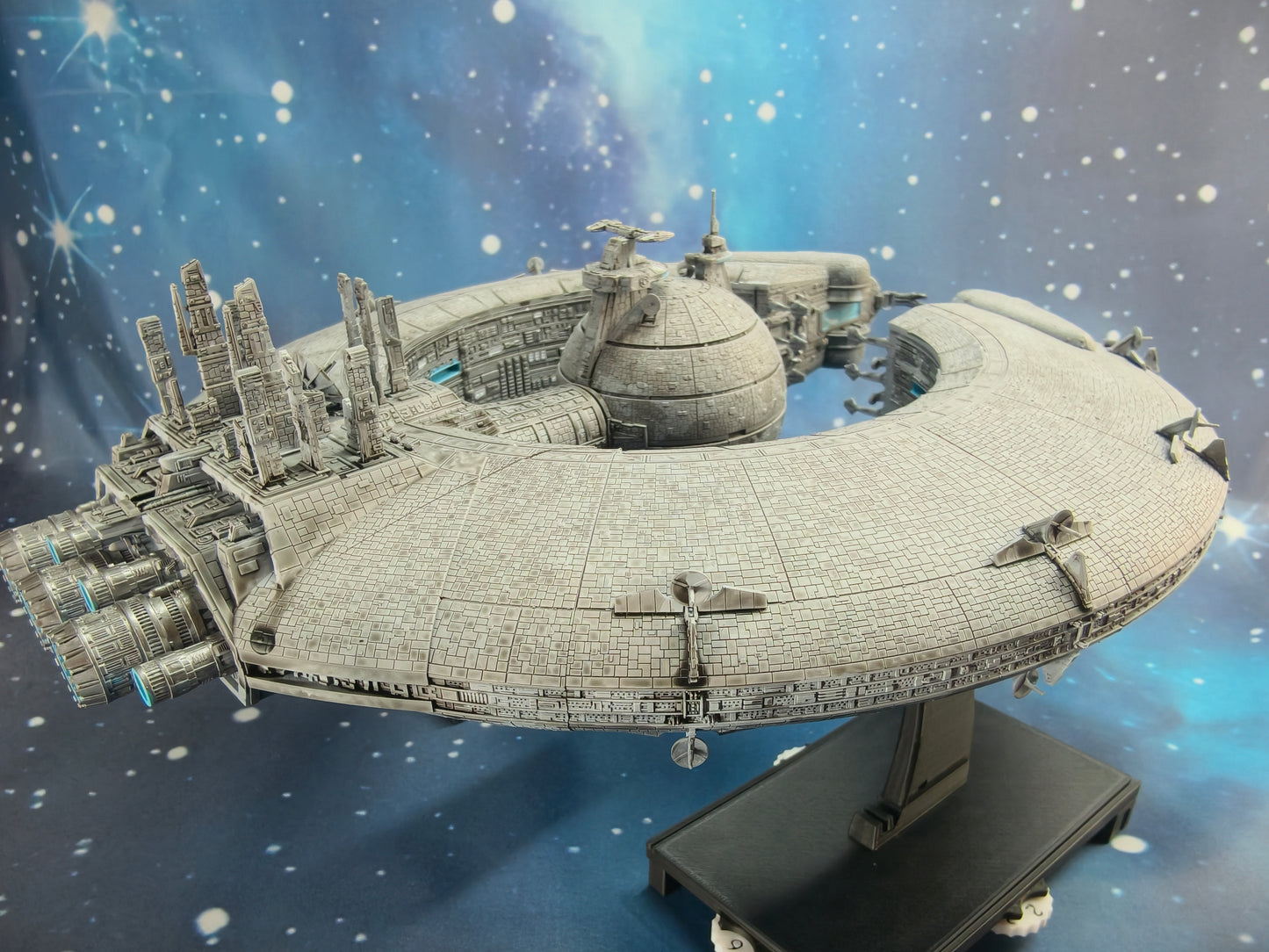 LurceHulk MK II Droid Control Ship (299*289mm) - Compatible with Star Wars Armada scale games