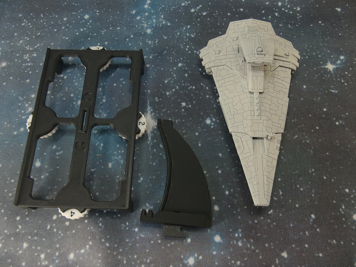 Endurance-class Fleet Carrier – Length:154mm - 3D printed Armada Nexus/Legacy Upgrade